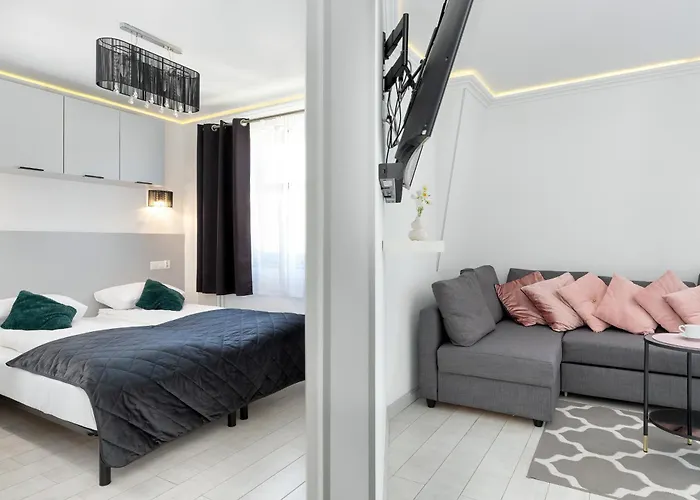 Apartment Charming In With Parking By Renters *